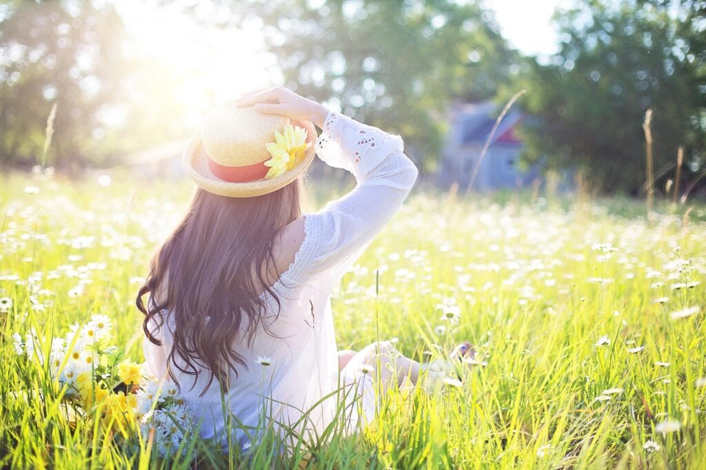 woman, flower background, field, sunlight, fashion, hat, girl, female, beautiful flowers, young woman, model, sunshine, summer, flower wallpaper, daisies, flowers, meadow, leisure, grass, spring, freedom, outdoors, nature, portrait, happy easter